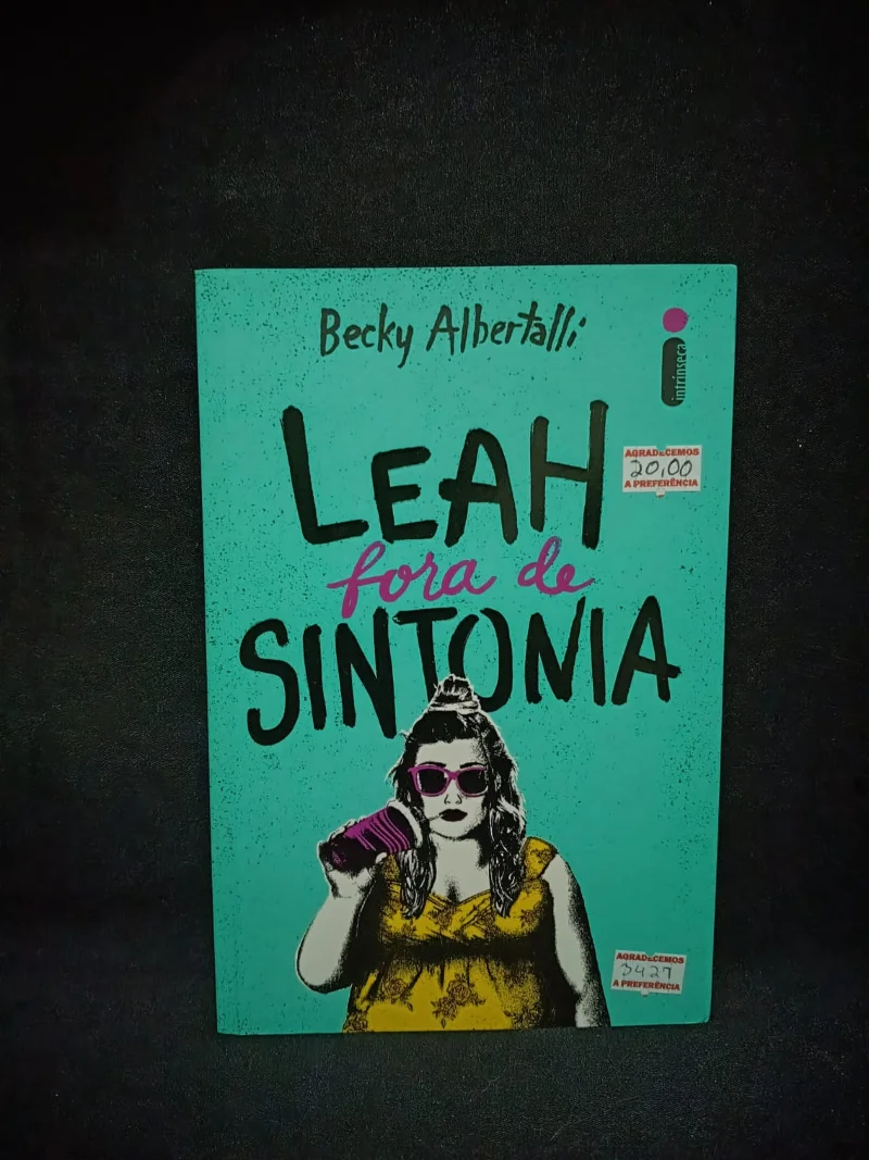 Leah Fora de Sintonia