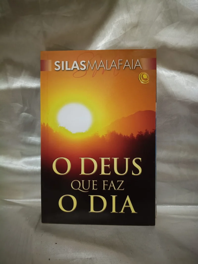 O Deus que faz o dia