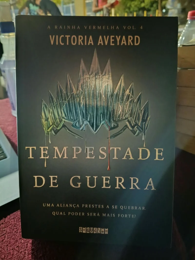 Tempestade de Guerra (A Rainha Vermelha Livro 4)