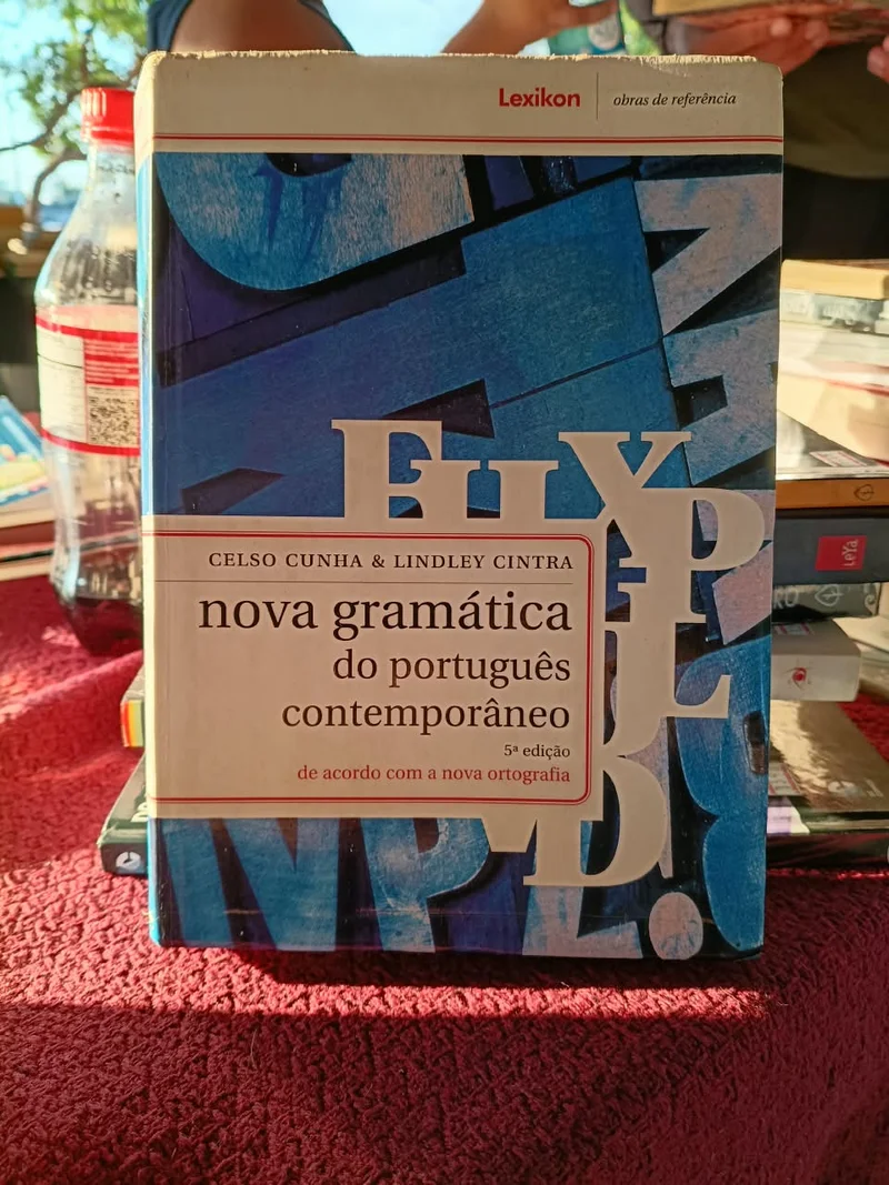 Nova Gramática do português contemporâneo