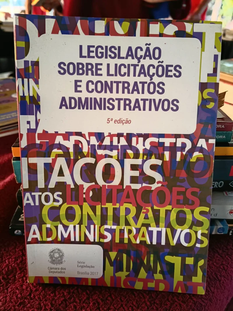 Legislação sobre licitações e contratos administrativos