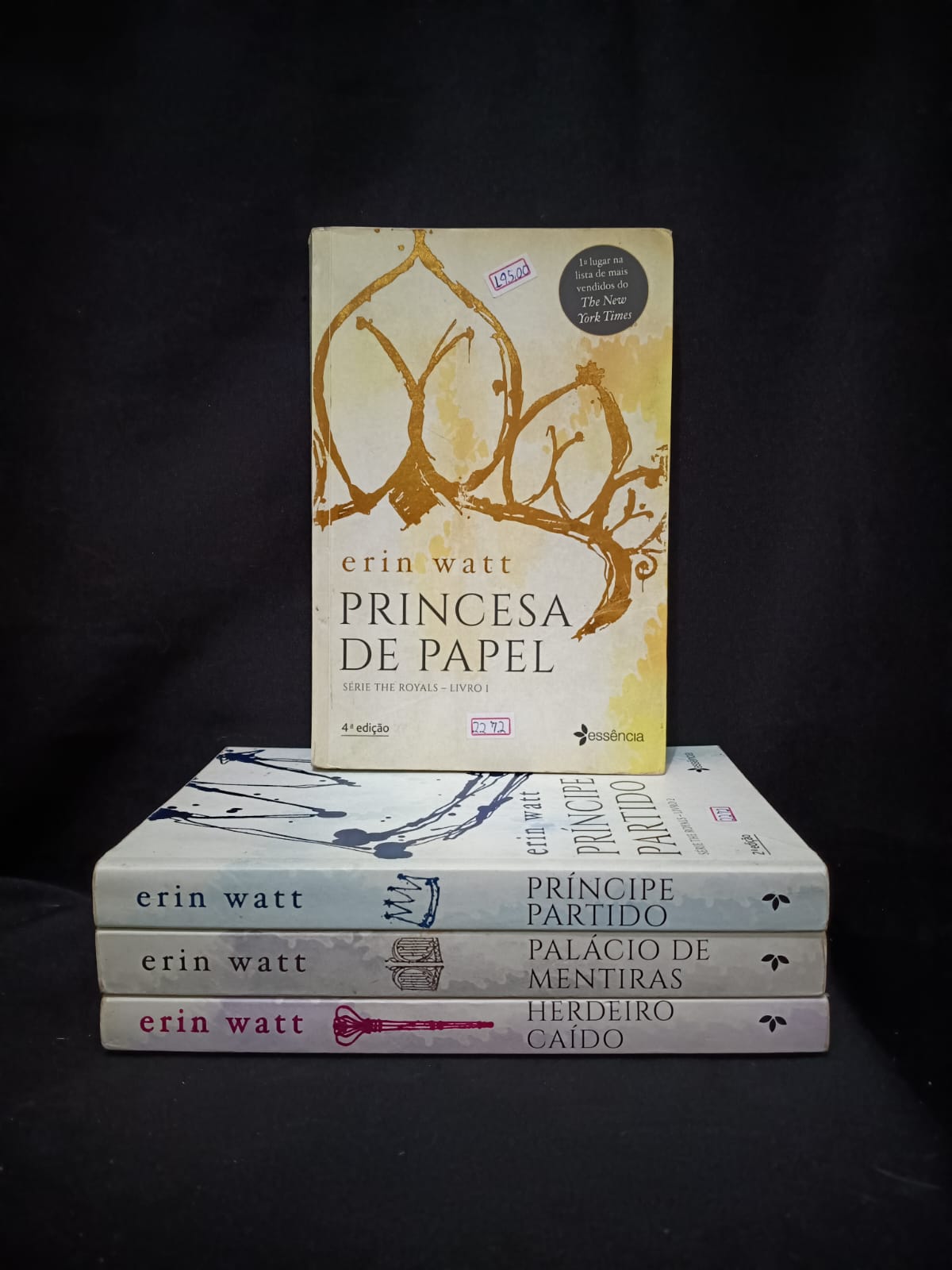 Coleção: The Royals: Princesa de Papel (Livro 1), Príncipe Partido (Livro 2), Palácio de Mentiras (Livro 3) e Herdeiro Caído (Livro 4)