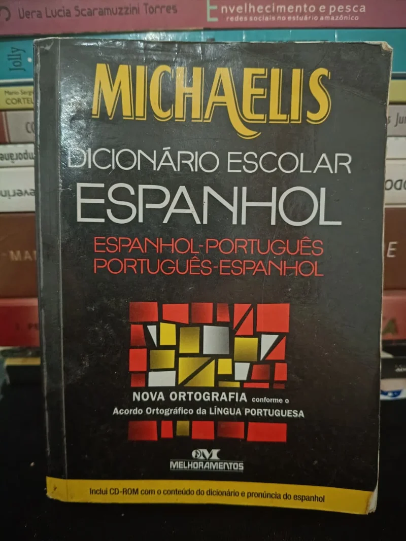 Dicionário Escolar Espanhol