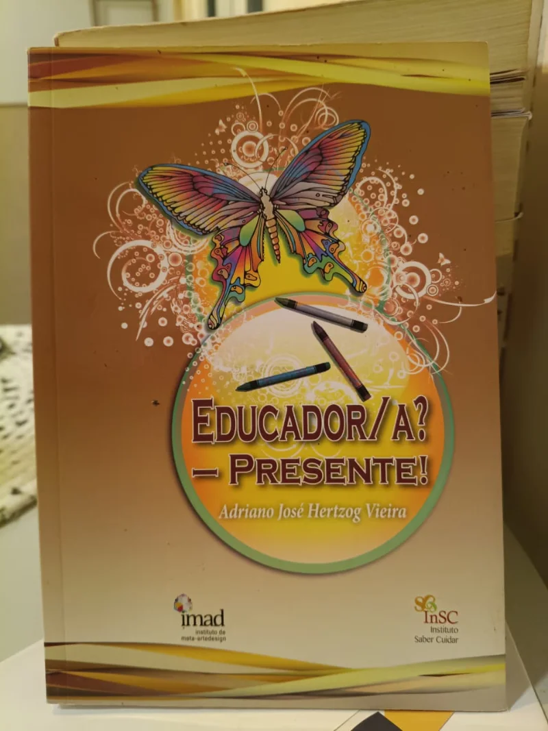 Educador/a - presente?
