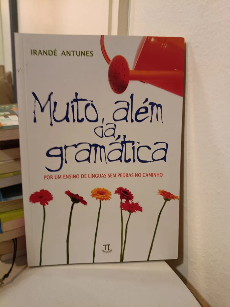 Muito além da gramática