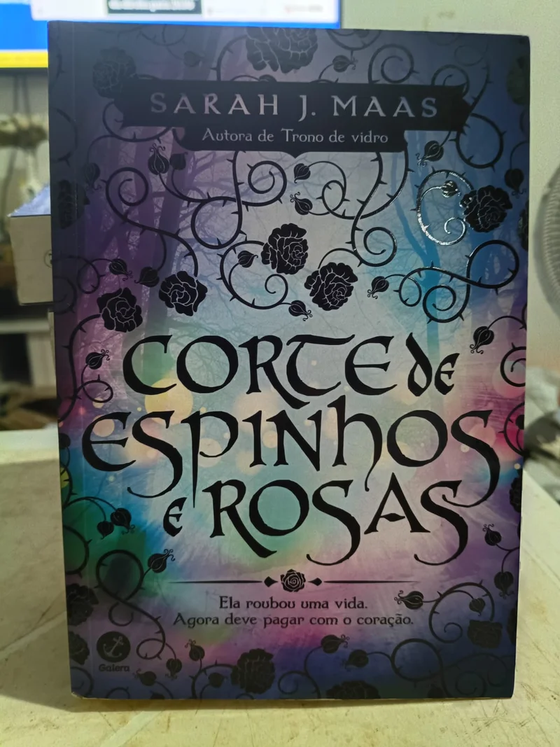 Corte de Espinhos e Rosas