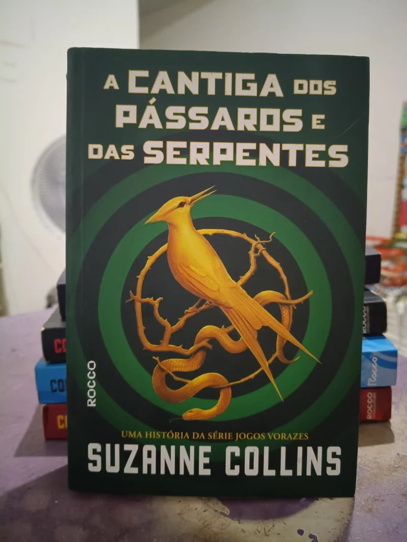 A Cantiga dos Pássaros e das Serpentes (Jogos Vorazes Livro 4)